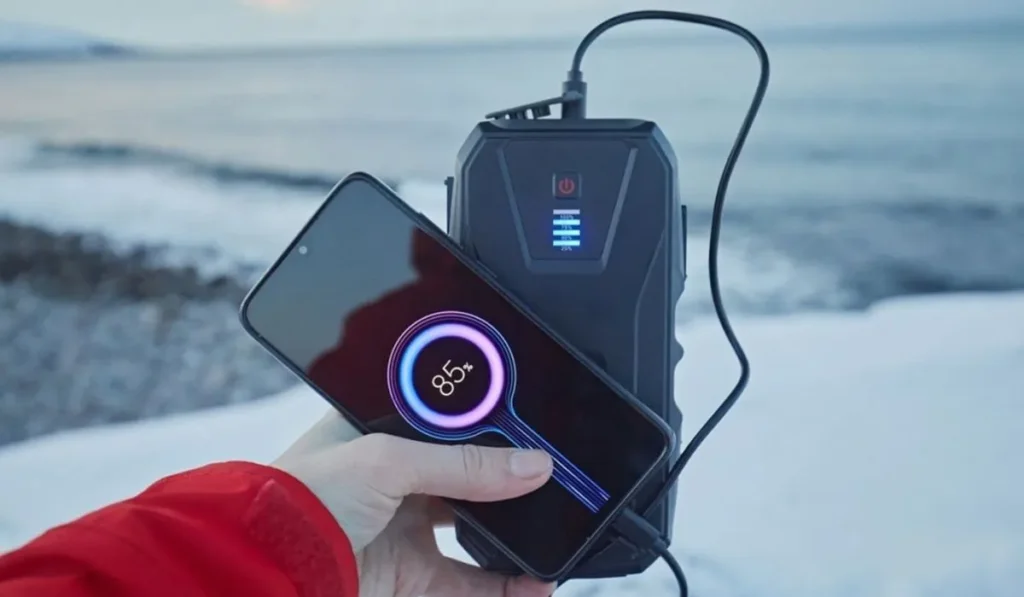 phone charging on power bank